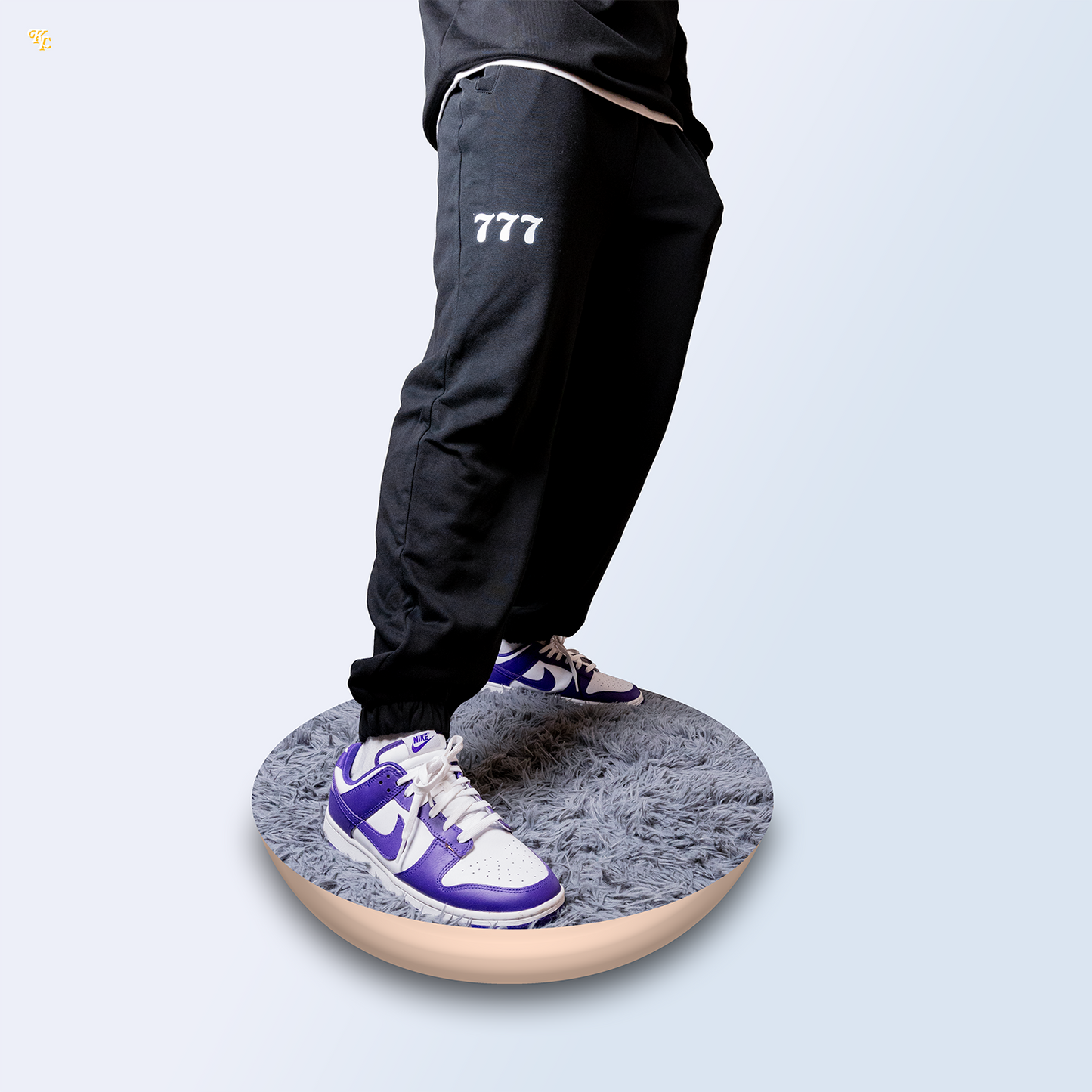 'Restless Gambler' 777 Sweatpants