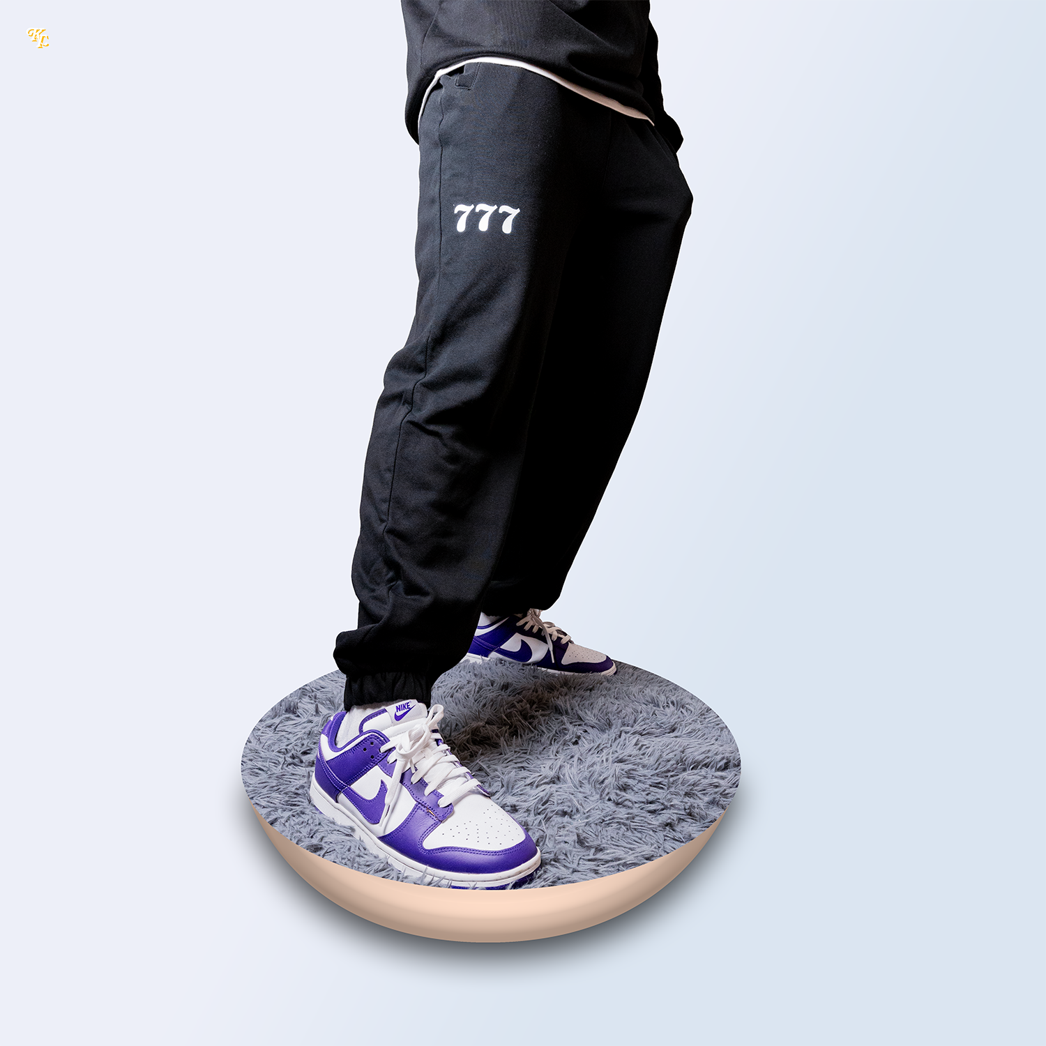 'Restless Gambler' 777 Sweatpants