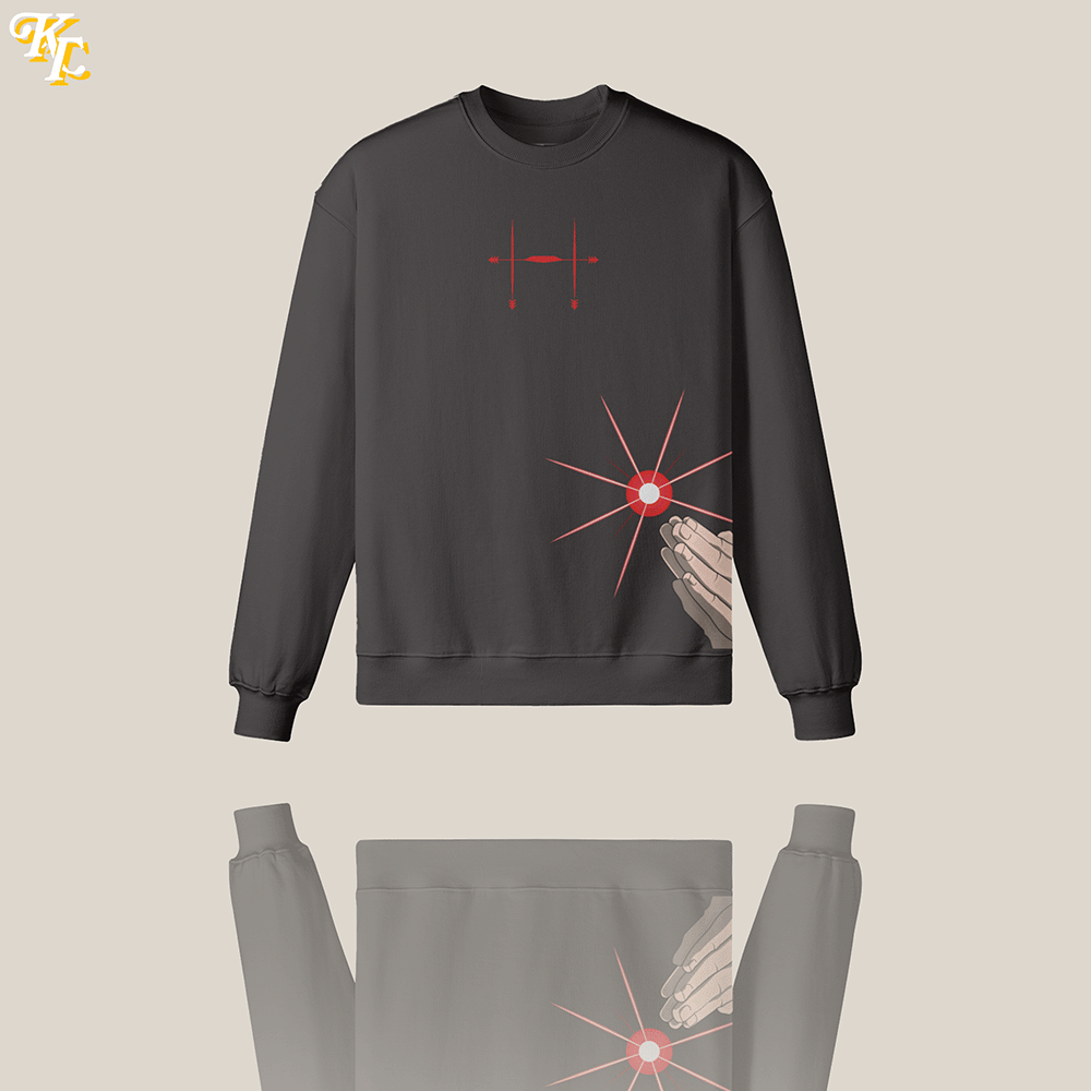 'Piercing Blood' Oversized Sweater